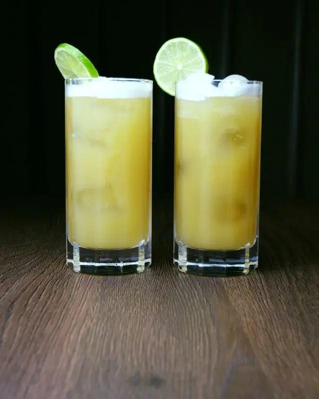 🍸Feeling fancy? Treat yourself to a night out and enjoy 2 for 1 Cocktails just £12! Perfect for sharing with a friend🍸

#cocktails #cocktailstime #newcastle #2for12 #DrinkSpecials